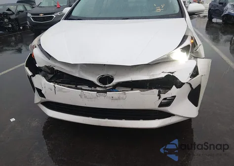 2016 Toyota Prius Two z USA, uszkodzony, nr VIN JTDKBRFUXG3501374